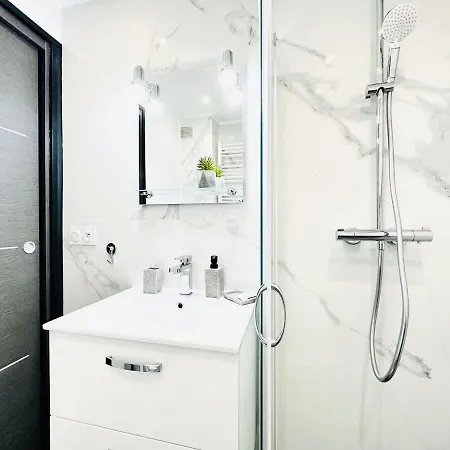 Apartamento Le Royal Carnot - - Centre Terrasse Cannes