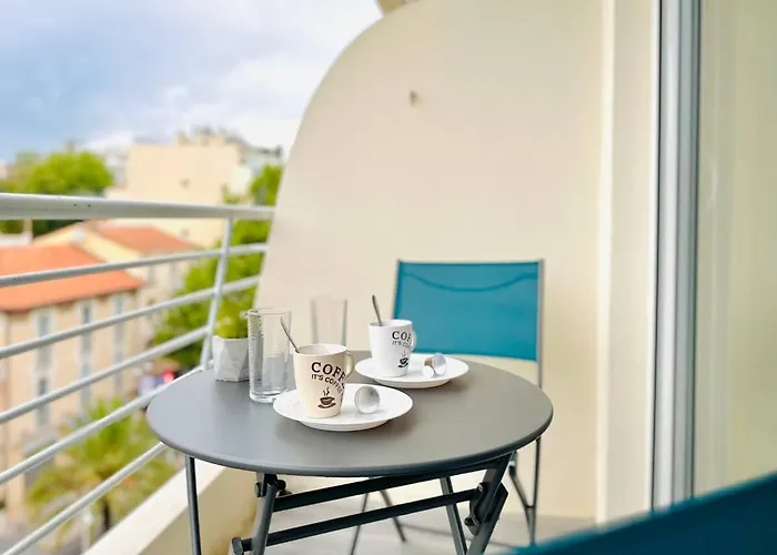 Le Royal Carnot - - Centre Terrasse Cannes