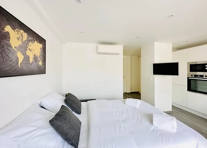 Le Royal Carnot - - Centre Terrasse Apartment *