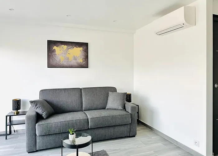 Le Royal Carnot - - Centre Terrasse Apartment *