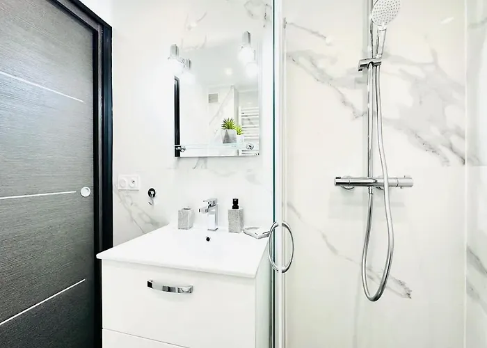 Appartement Le Royal Carnot - - Centre Terrasse Cannes