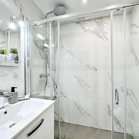 Appartement Le Royal Carnot - - Centre Terrasse Cannes